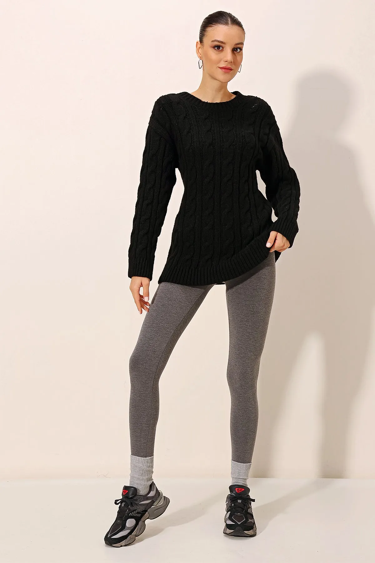 BGD Women Thick Knit Sweater - Black - Avondale