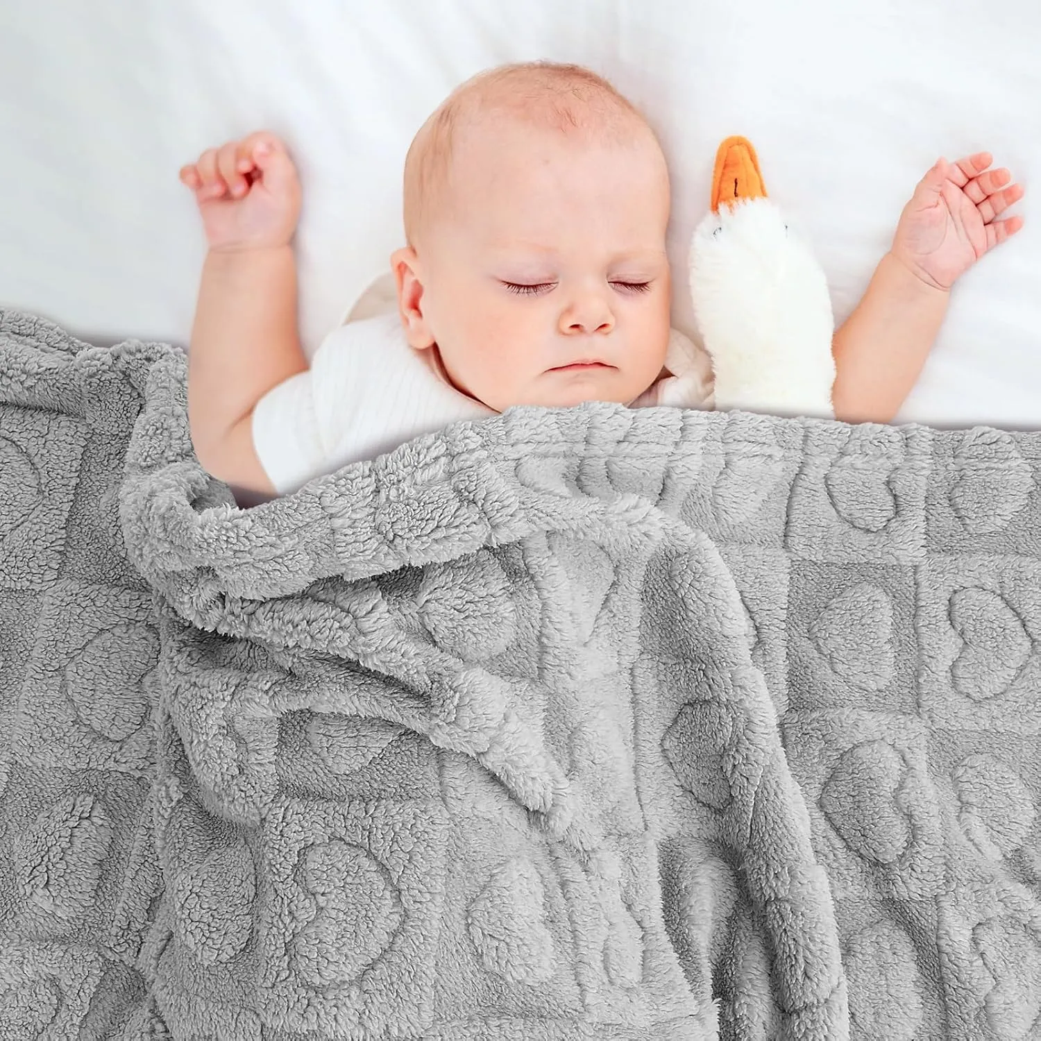 Plush Soft with Heart Checkered Baby Blanket,Fleece Infant Toddler Blankets for Girls Boys,Warm Lightweight Breathable Newborn Receiving Blankets for Crib Stroller 30"39" (Gray,Heart)